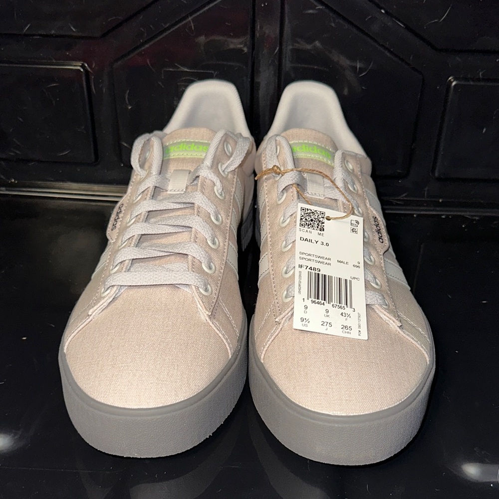 Adidas Daily 3.0 Beige Sneakers